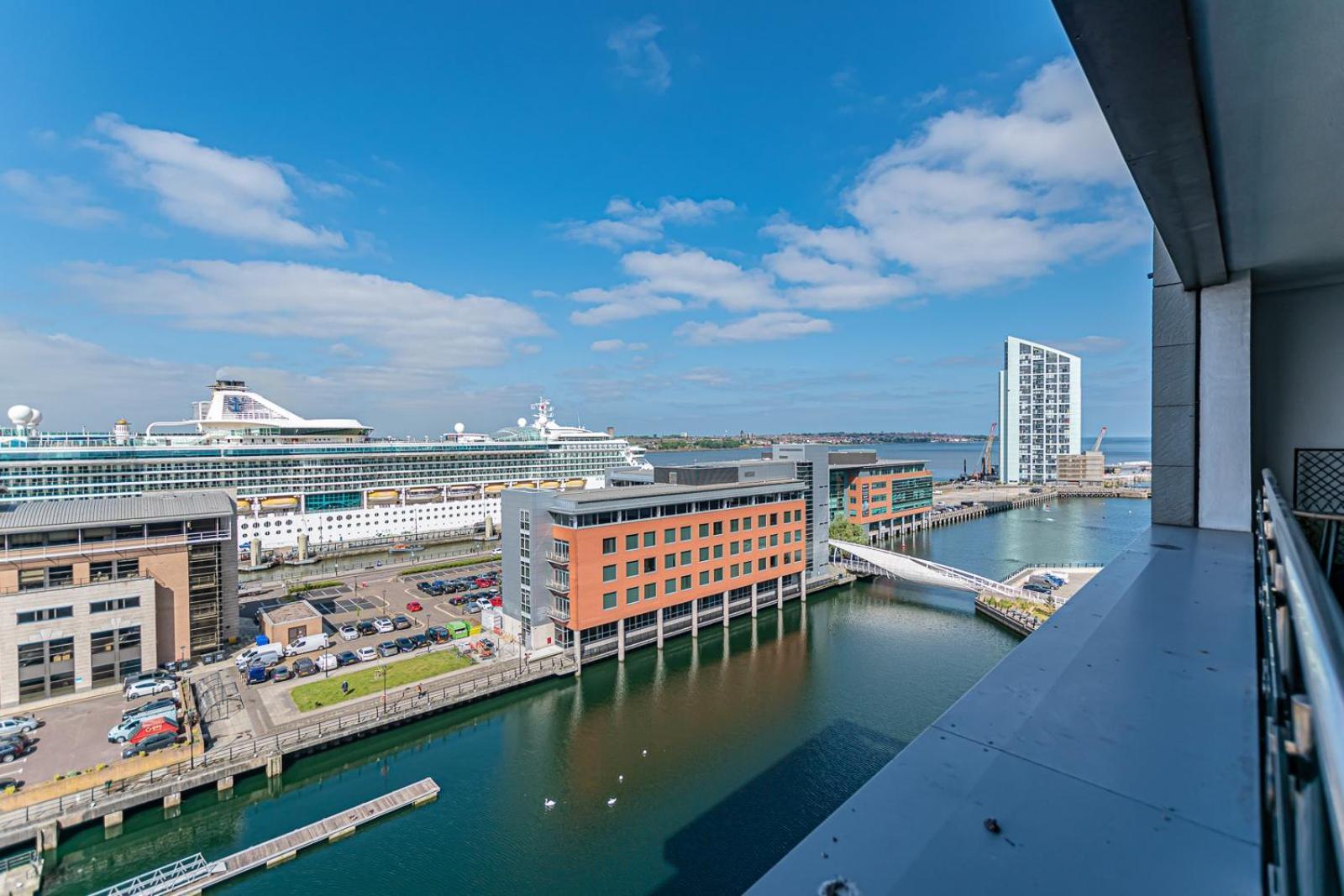 Novu Apartments Liverpool Waterfront Esterno foto